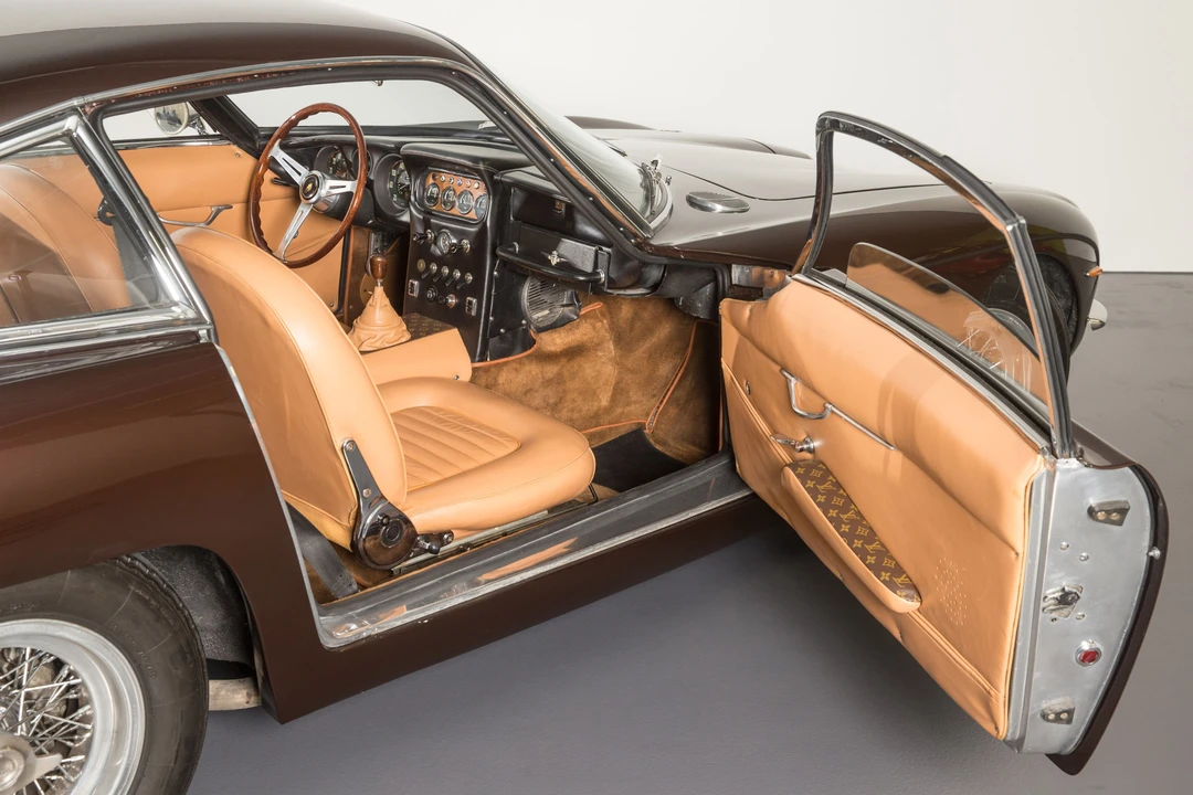 1969 Lamborghini 400 GT - Image 8 of 23