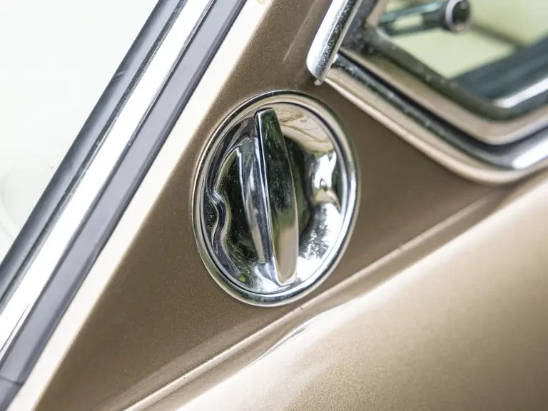 1969 Lamborghini Islero S - Image 25 of 31