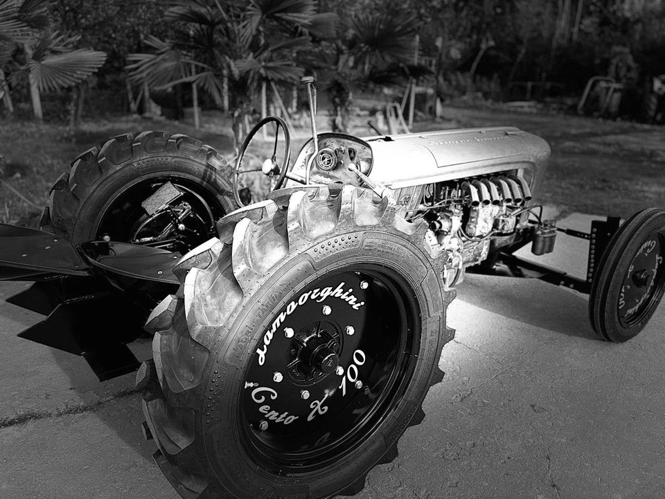 1969 Lamborghini Tractors - Image 8 of 20
