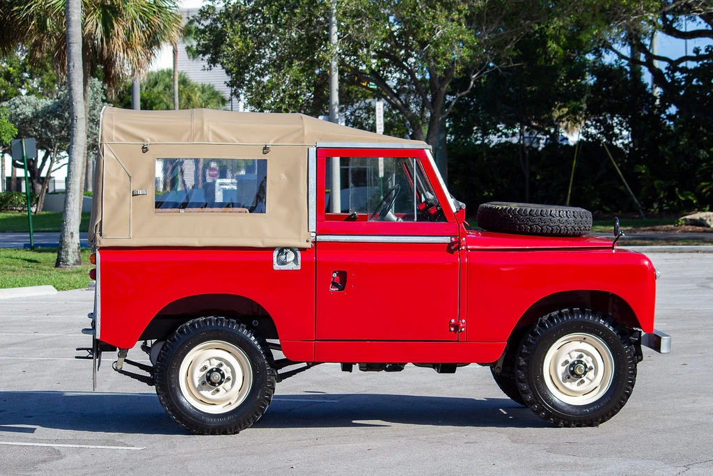 1969 Land Rover Series II/IIA 88 - Image 14 of 31