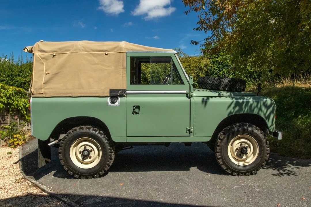 1969 Land Rover Series II/IIA 88 - Image 8 of 30