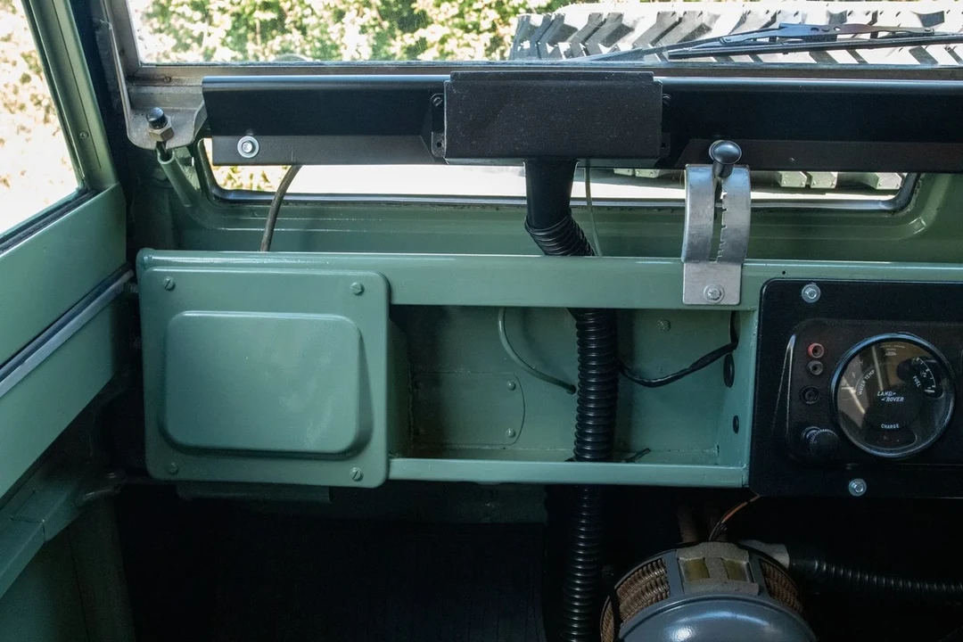 1969 Land Rover Series II/IIA 88 - Image 25 of 30