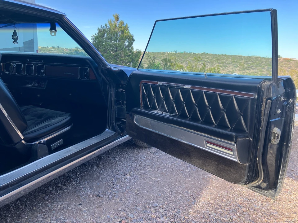 1969 Lincoln Continental 4th Gen - Image 22 of 31