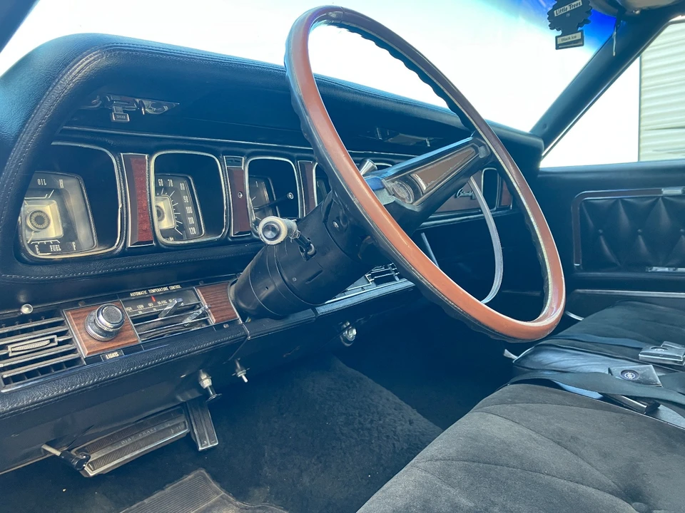 1969 Lincoln Continental 4th Gen - Image 16 of 31