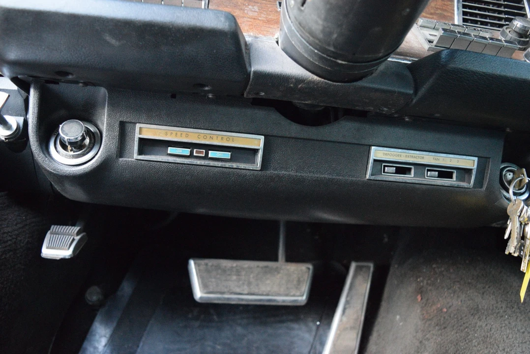 1969 Lincoln Continental 4th Gen - Image 11 of 21