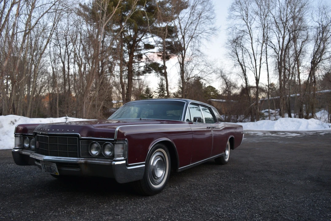 1969 Lincoln Continental 4th Gen - Image 2 of 21