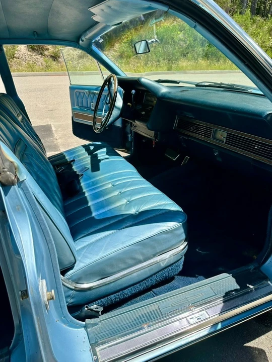 1969 Lincoln Continental 4th Gen - Image 13 of 14