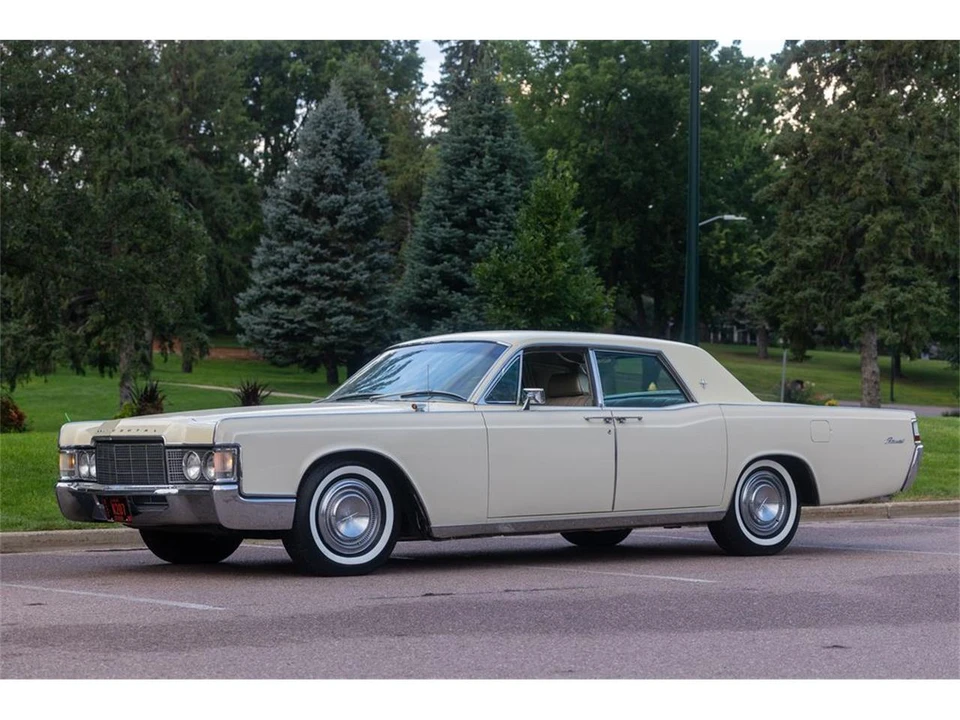 1969 Lincoln Continental 4th Gen - Image 6 of 31