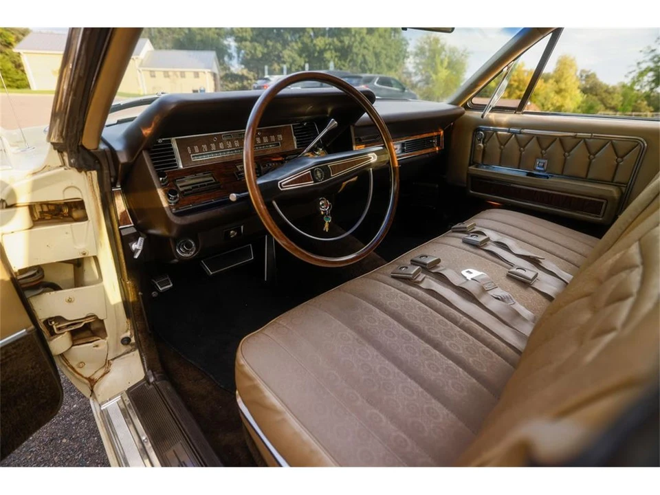 1969 Lincoln Continental 4th Gen - Image 2 of 31