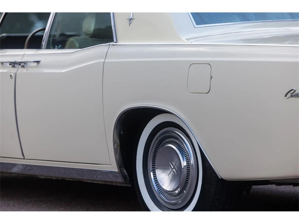 1969 Lincoln Continental 4th Gen - Image 29 of 31