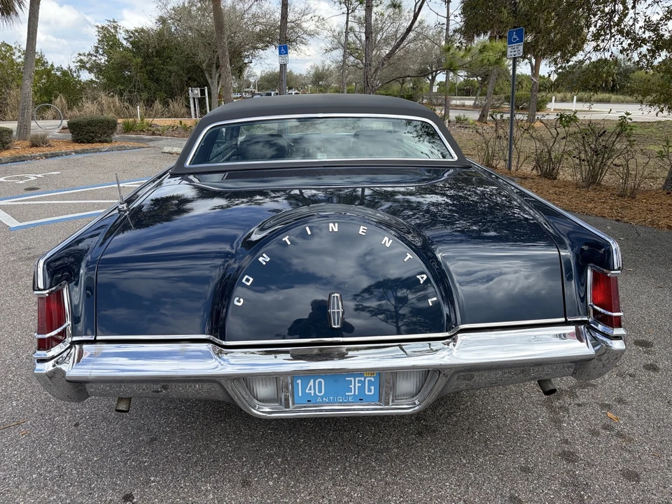 1969 Lincoln Continental Mark III - Image 6 of 21