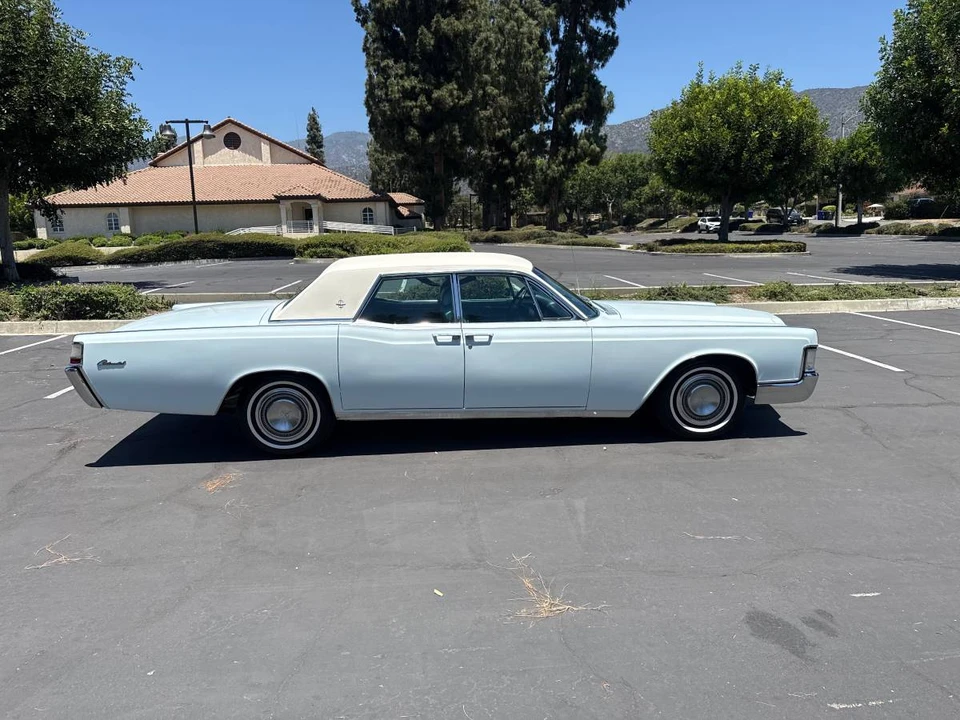 1969 Lincoln Continental 4th Gen - Image 5 of 23