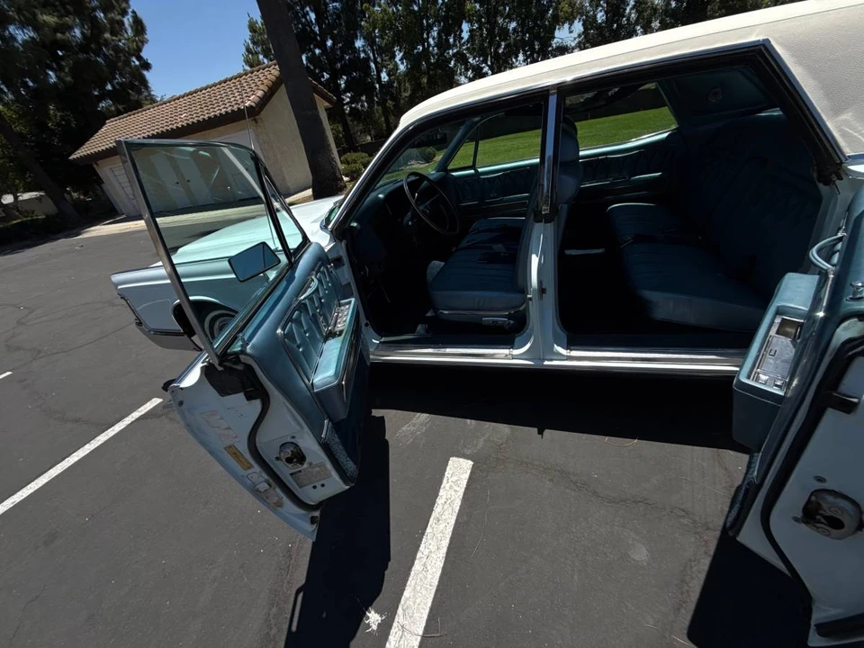 1969 Lincoln Continental 4th Gen - Image 8 of 23