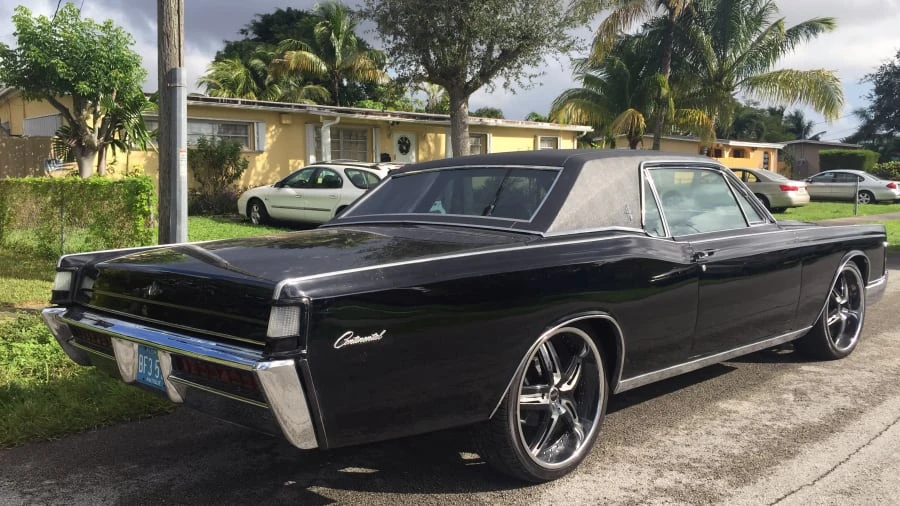 1969 Lincoln Continental 4th Gen - Image 3 of 8