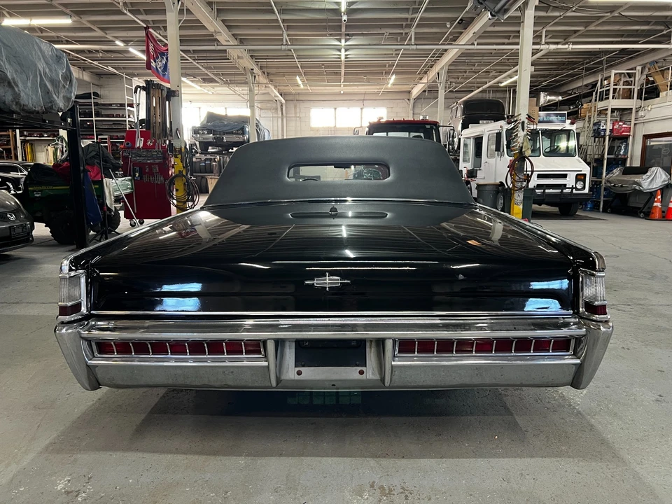1969 Lincoln Continental 4th Gen - Image 10 of 21