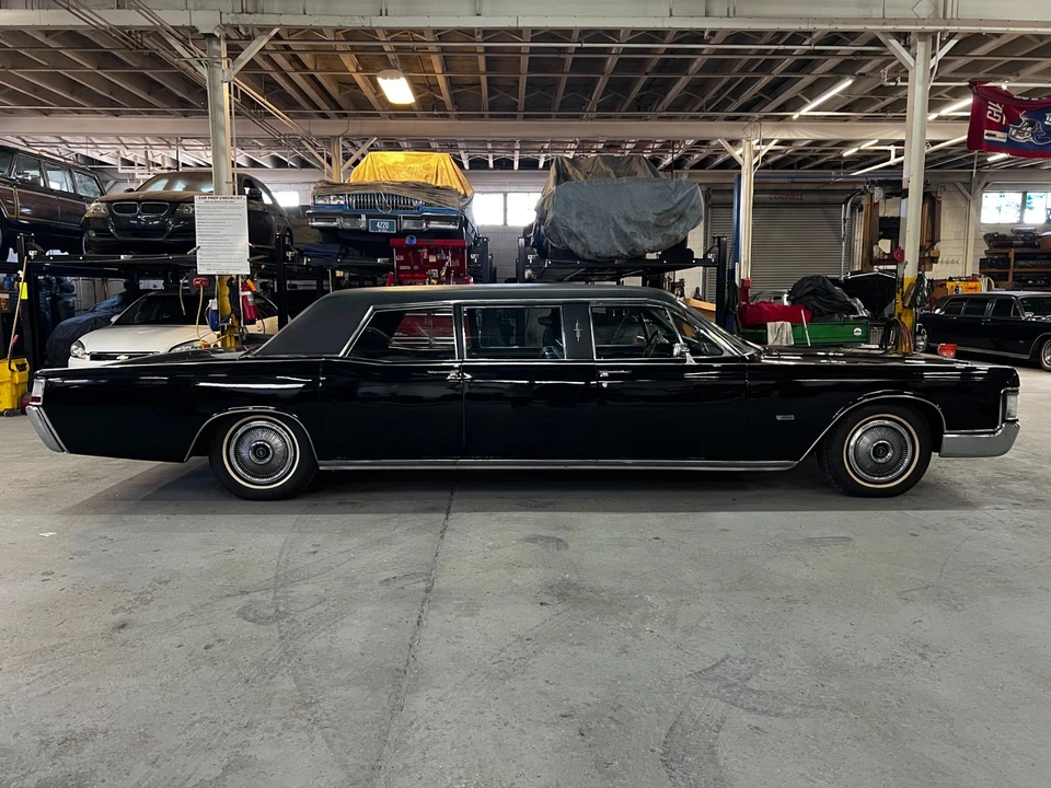 1969 Lincoln Continental 4th Gen - Image 8 of 21