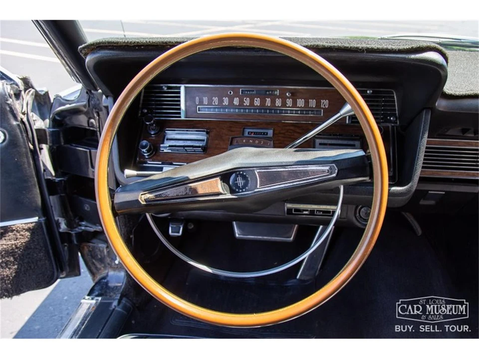 1969 Lincoln Continental 4th Gen - Image 30 of 31