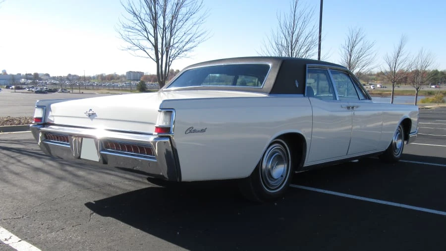 1969 Lincoln Continental 4th Gen - Image 19 of 20