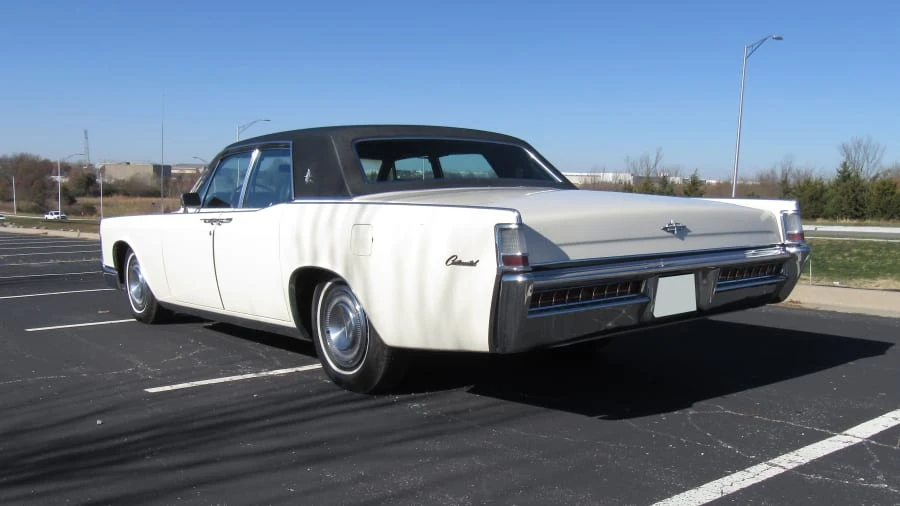 1969 Lincoln Continental 4th Gen - Image 3 of 20
