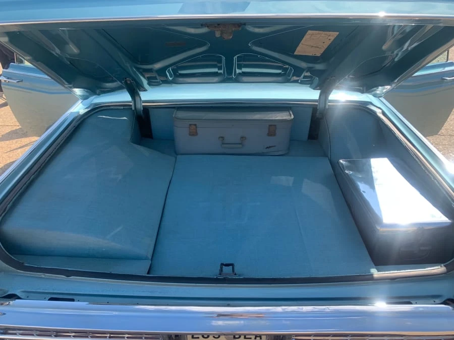 1969 Lincoln Continental 4th Gen - Image 28 of 31