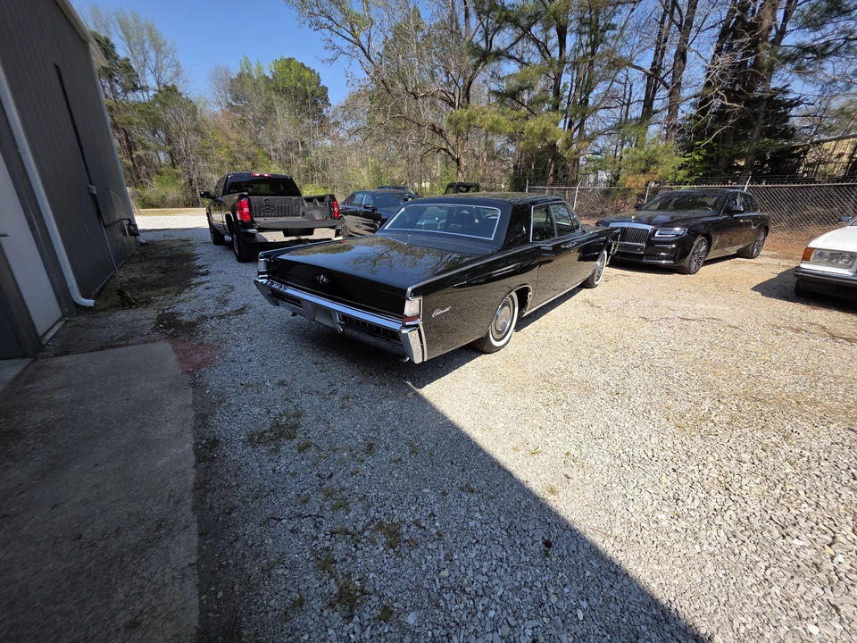 1969 Lincoln Continental 4th Gen - Image 5 of 28