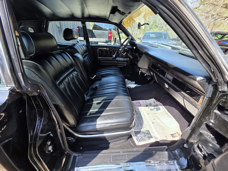 1969 Lincoln Continental 4th Gen - Image 21 of 28