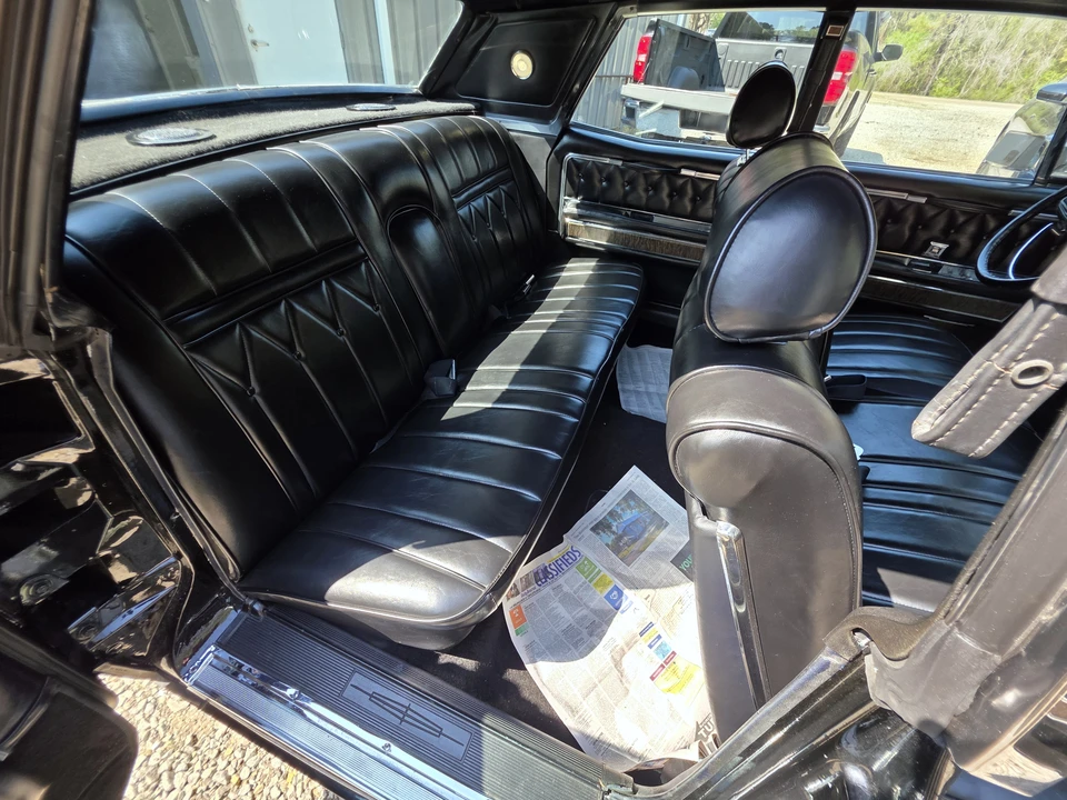1969 Lincoln Continental 4th Gen - Image 18 of 28