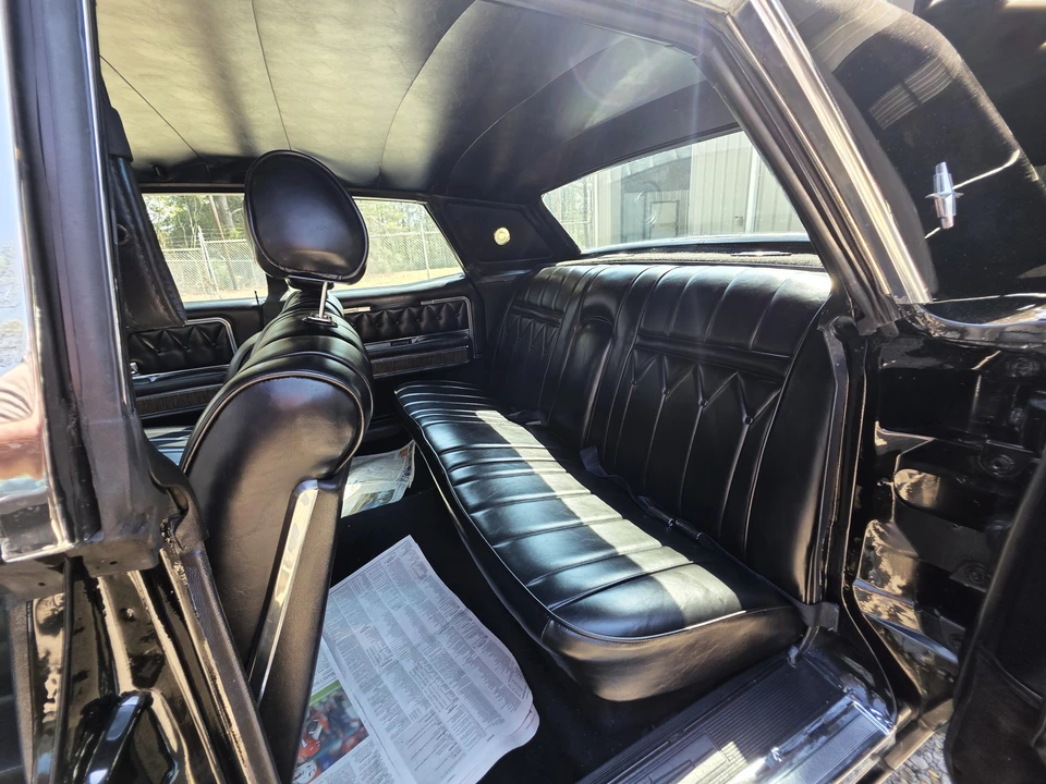 1969 Lincoln Continental 4th Gen - Image 14 of 28