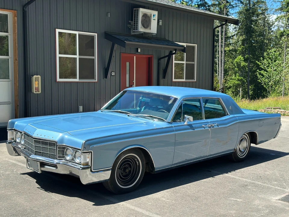 1969 Lincoln Continental 4th Gen - Image 8 of 13