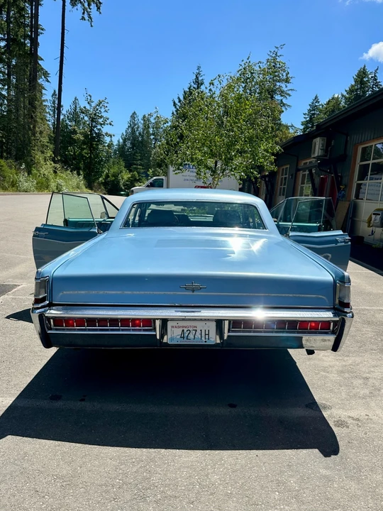 1969 Lincoln Continental 4th Gen - Image 5 of 13