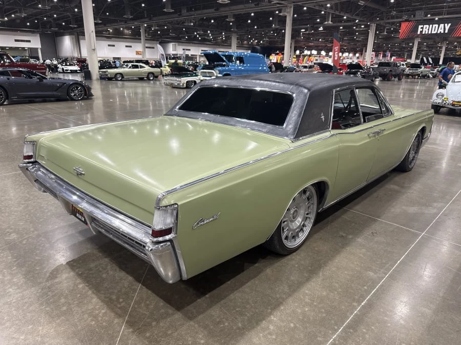 1969 Lincoln Continental 4th Gen - Image 2 of 8