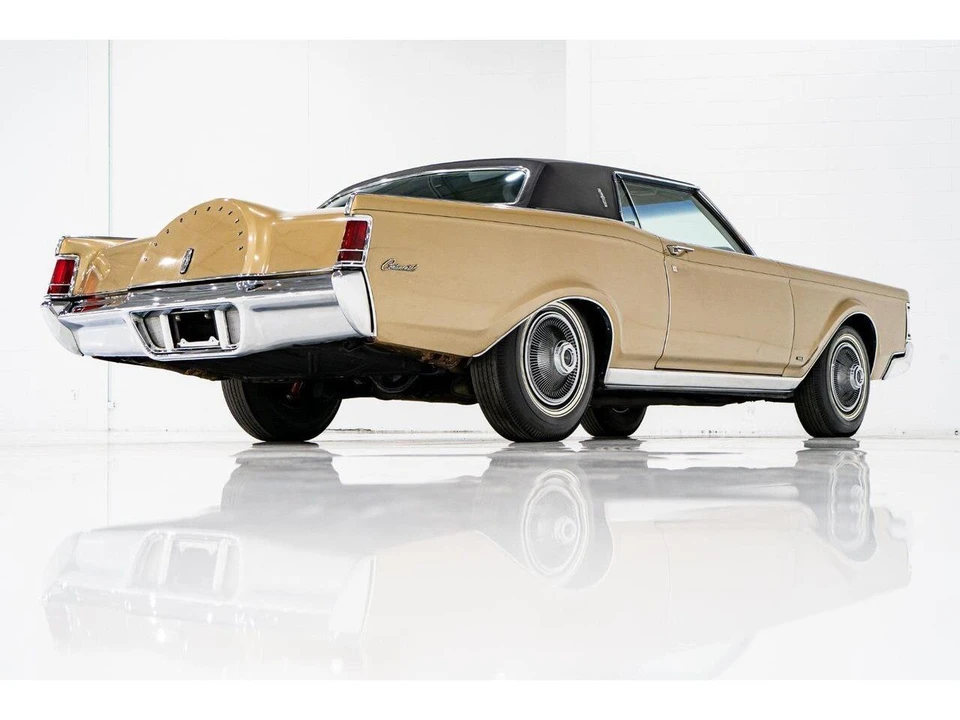 1969 Lincoln Continental 4th Gen - Image 25 of 31