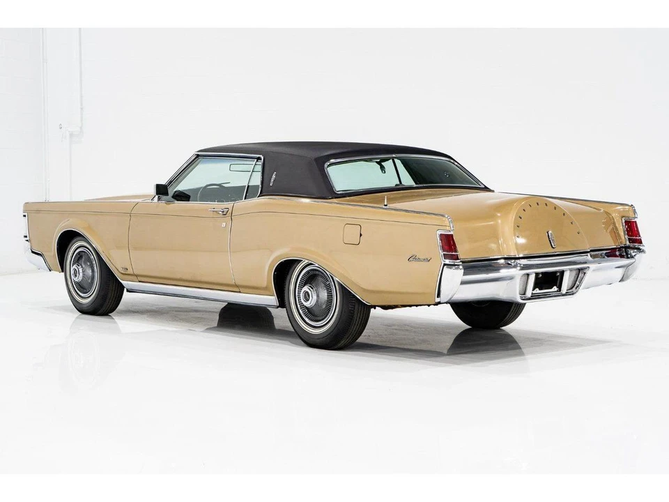 1969 Lincoln Continental 4th Gen - Image 23 of 31
