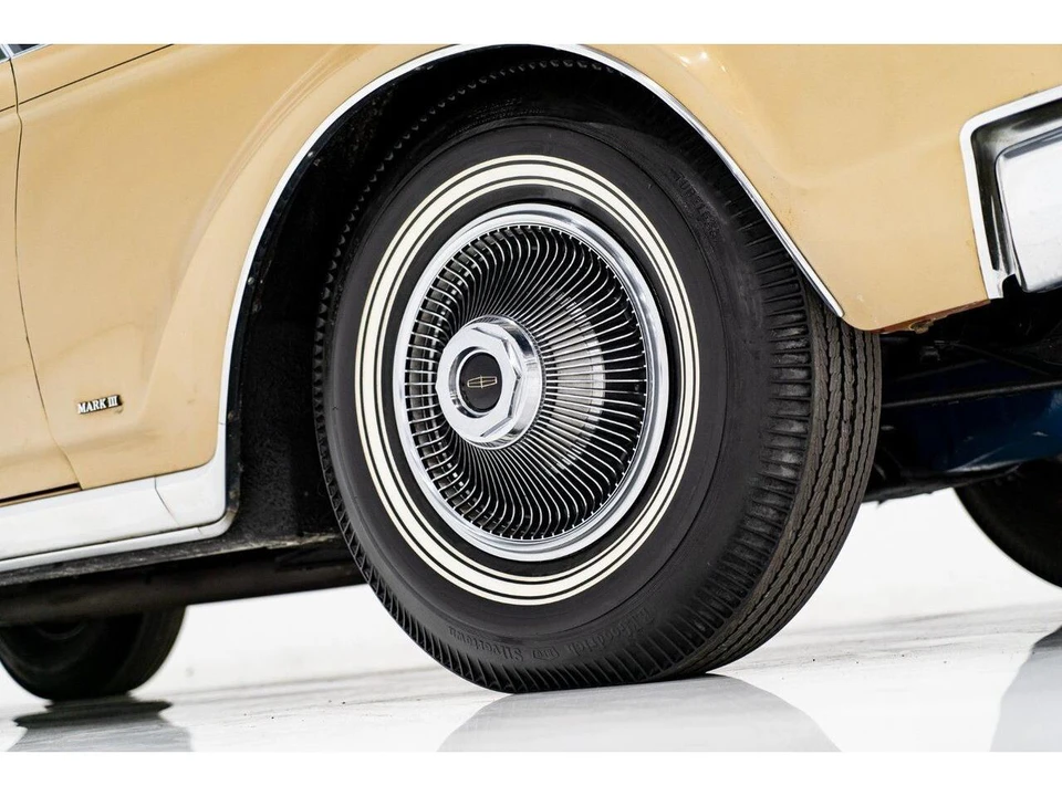1969 Lincoln Continental 4th Gen - Image 7 of 31