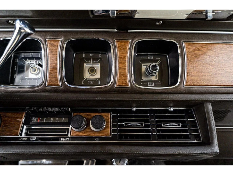 1969 Lincoln Continental 4th Gen - Image 12 of 31