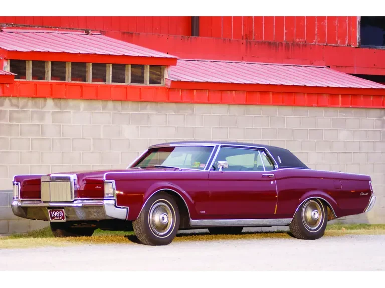 1969 Lincoln Continental 4th Gen - Image 2 of 2