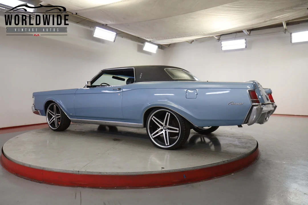 1969 Lincoln Continental 4th Gen - Image 9 of 12