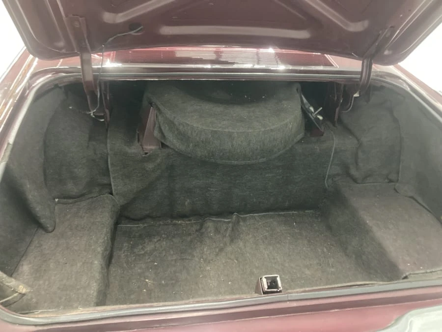 1969 Lincoln Continental 4th Gen - Image 8 of 10