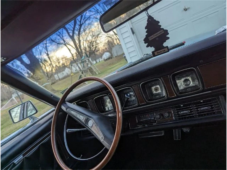 1969 Lincoln Continental 4th Gen - Image 15 of 24