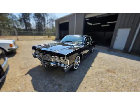1969 Lincoln Continental Sedan