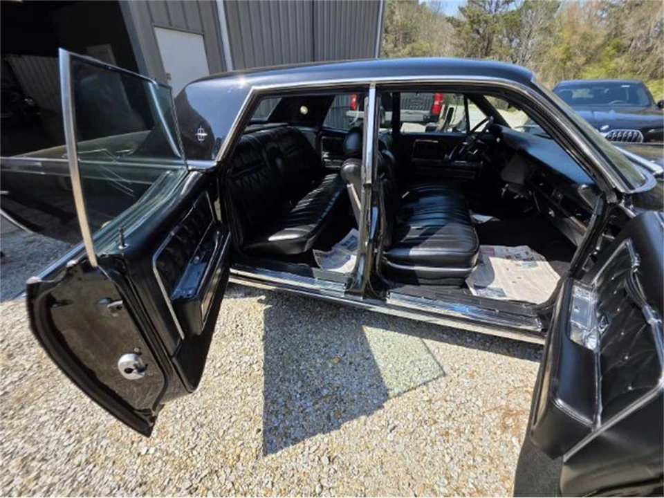 1969 Lincoln Continental 4th Gen - Image 15 of 26
