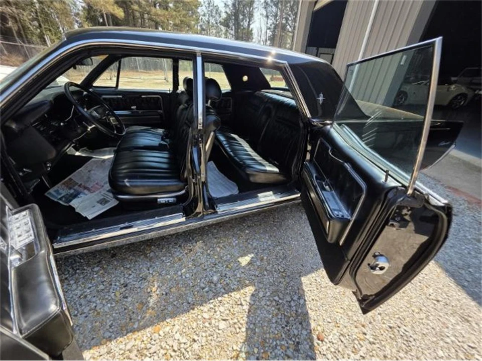 1969 Lincoln Continental 4th Gen - Image 10 of 26