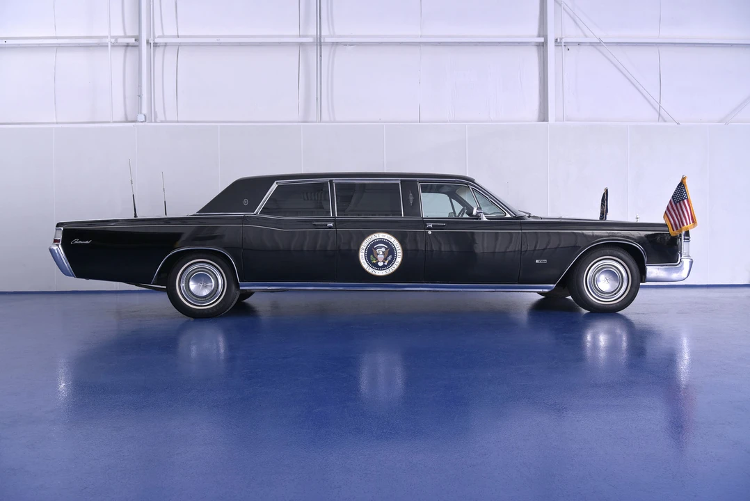 1969 Lincoln Continental 4th Gen - Image 10 of 31