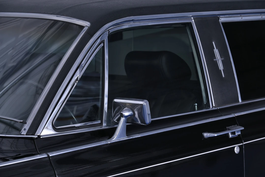 1969 Lincoln Continental 4th Gen - Image 26 of 31