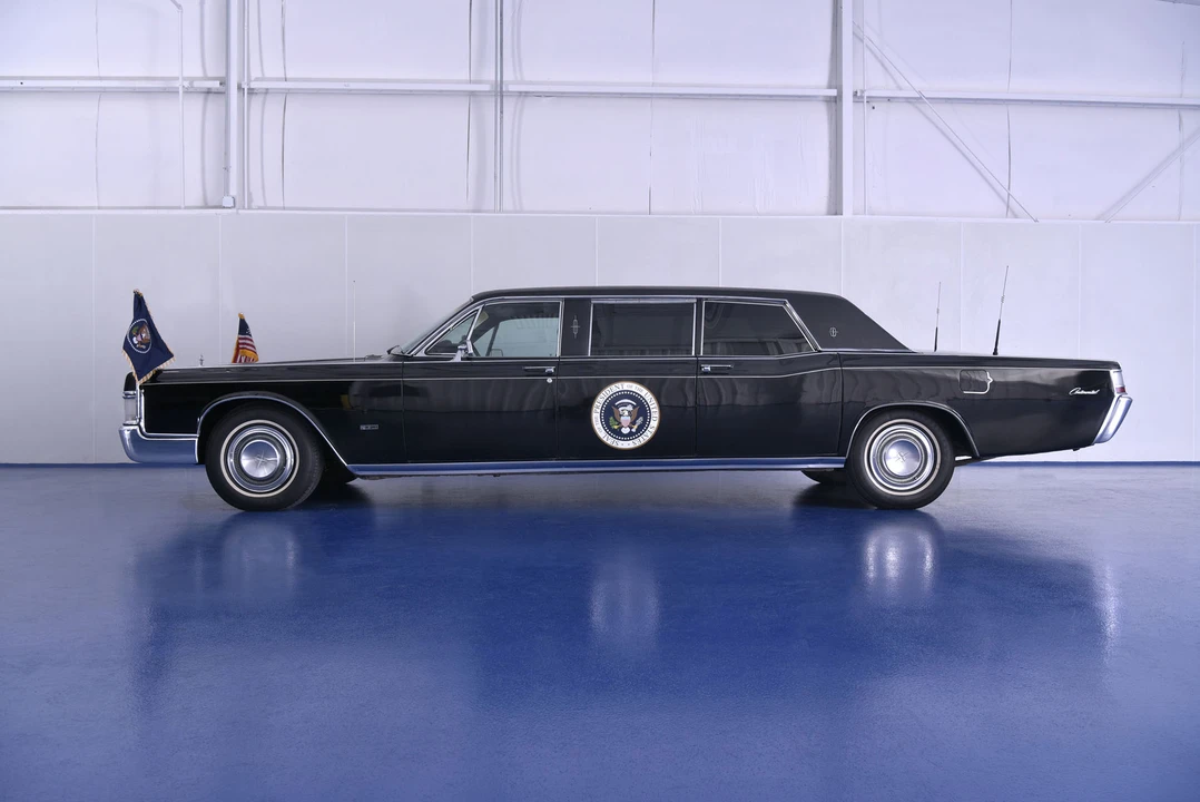 1969 Lincoln Continental 4th Gen - Image 11 of 31