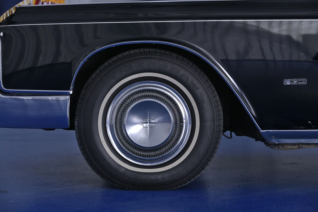 1969 Lincoln Continental 4th Gen - Image 23 of 31