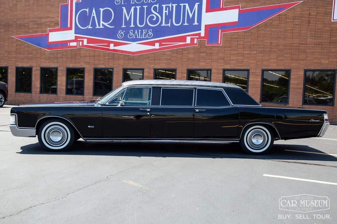 1969 Lincoln Continental 4th Gen - Image 2 of 21