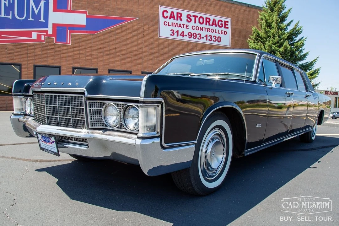1969 Lincoln Continental 4th Gen - Image 25 of 31