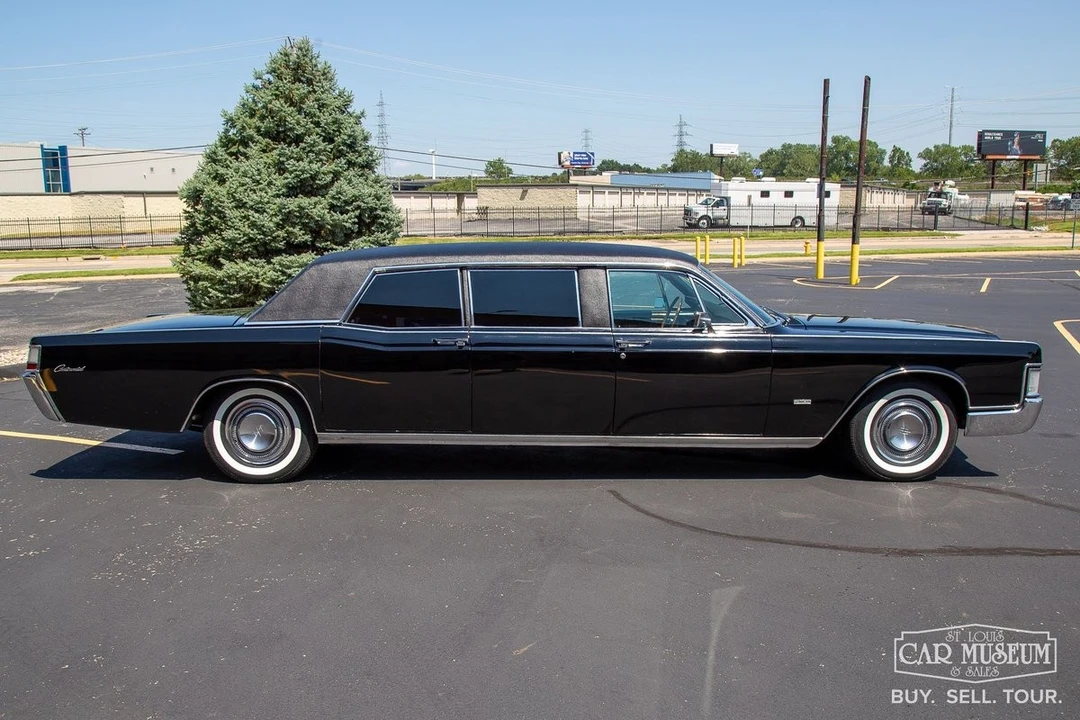 1969 Lincoln Continental 4th Gen - Image 8 of 31