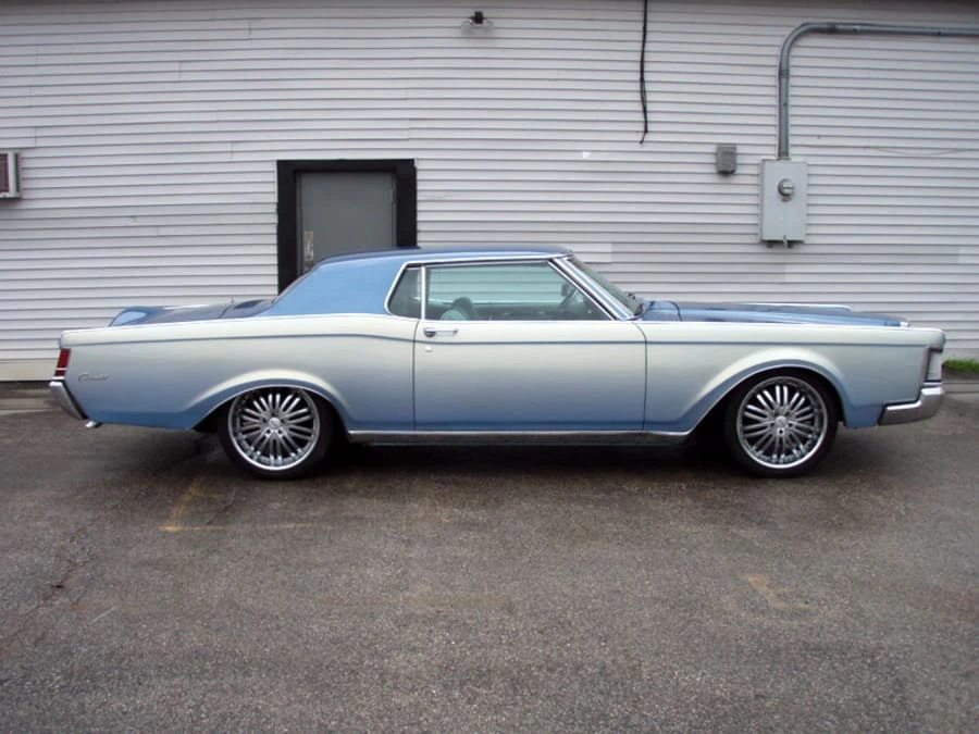 1969 Lincoln Continental Mark III - Image 5 of 6